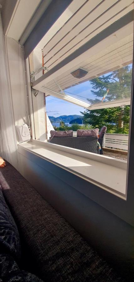 Bergen Apartment with Fjord View Isdalsto Buitenkant foto