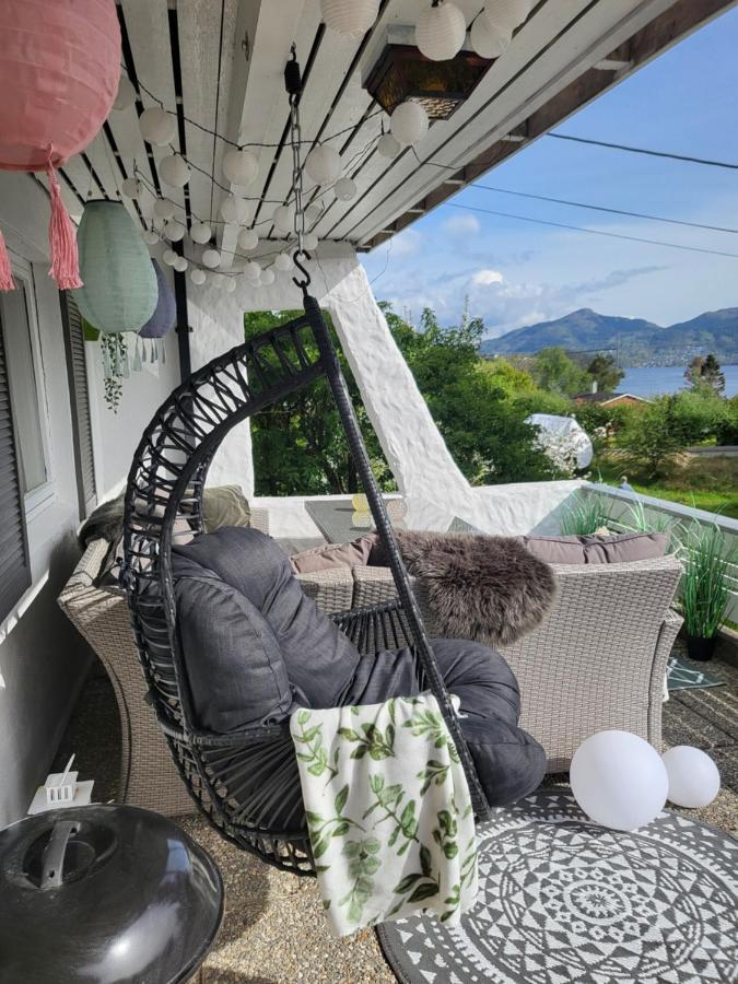 Bergen Apartment with Fjord View Isdalsto Buitenkant foto